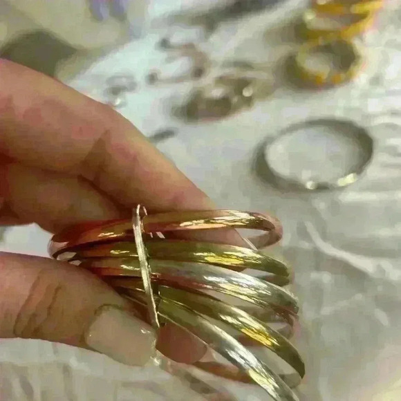 🏖️ Summer Jewelry SALE! Mixed metal stacked bracelet - Picture 3 of 9